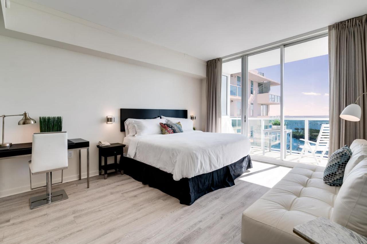 Villa Ocean View Balcony Steps From Restaurants, Peacock Park & Marina Miami Esterno foto